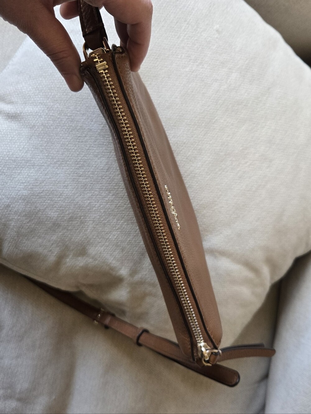 Kate Spade Brown Pebbled Leather Crossbody with Gold Logo - Picture 6 of 14